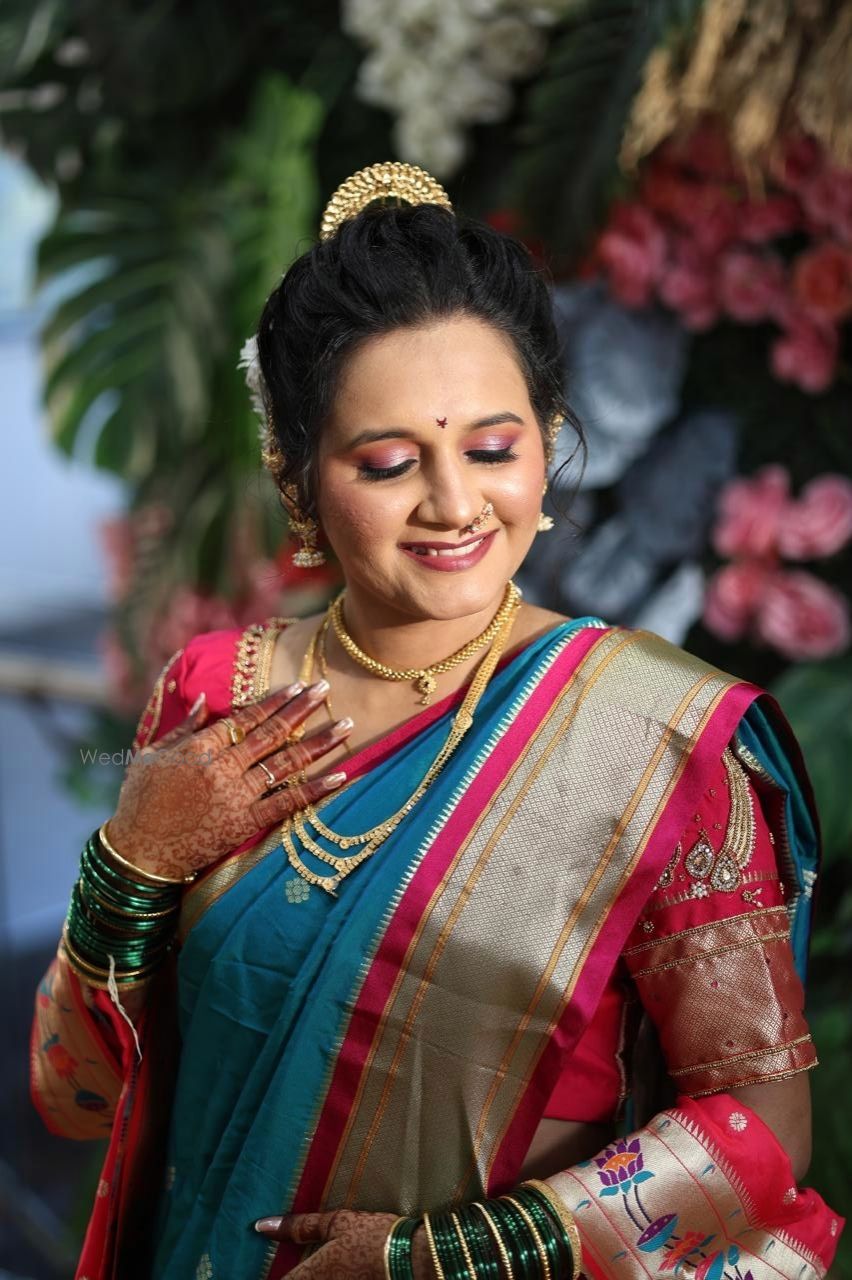 Photo By Karishma Makeovers - Bridal Makeup