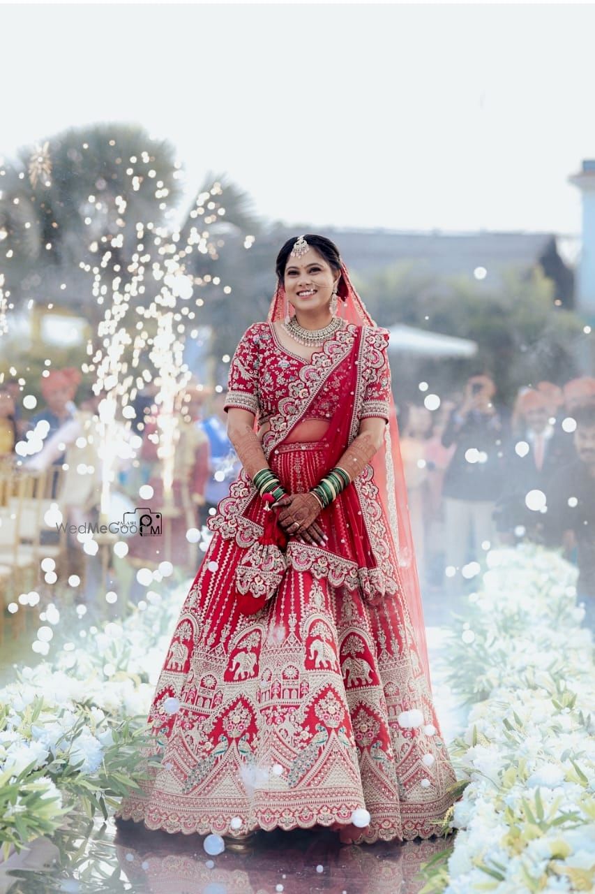 Photo By Karishma Makeovers - Bridal Makeup