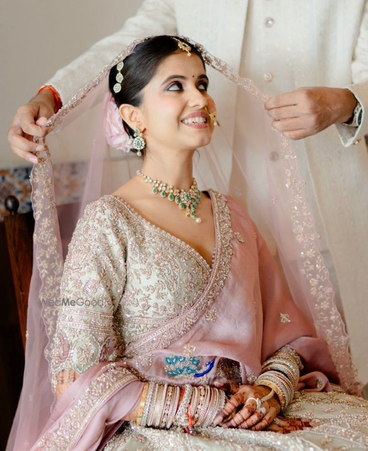 Photo By Makeovers by Bhawna - Bridal Makeup