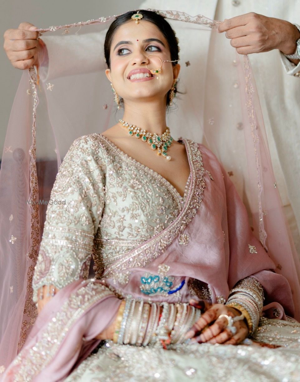 Photo By Makeovers by Bhawna - Bridal Makeup