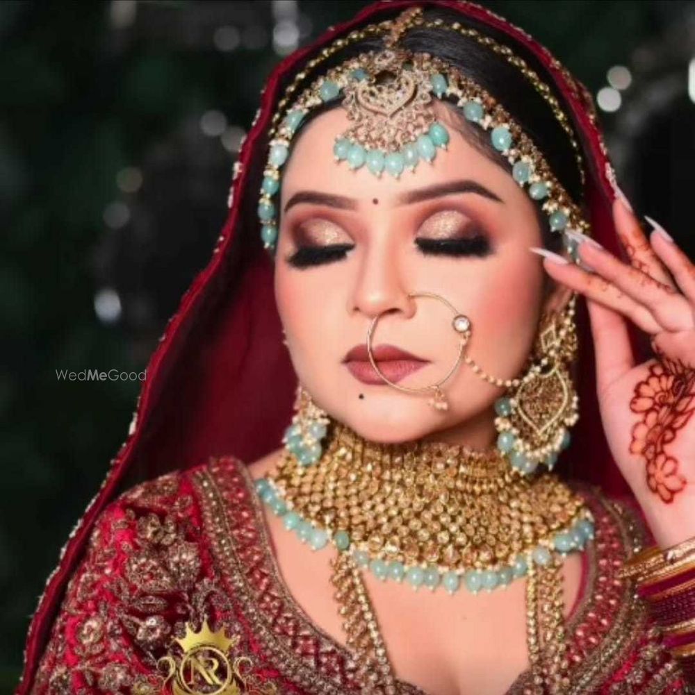 Niharika Rastogi Makeovers