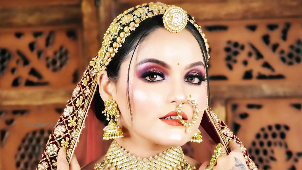 Jaanvi Mandhani Makup Studio & Academy