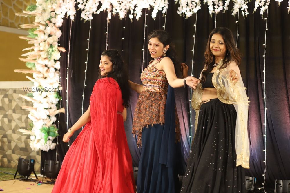 Photo By Khushali Parikh Choreography  - Sangeet Choreographer