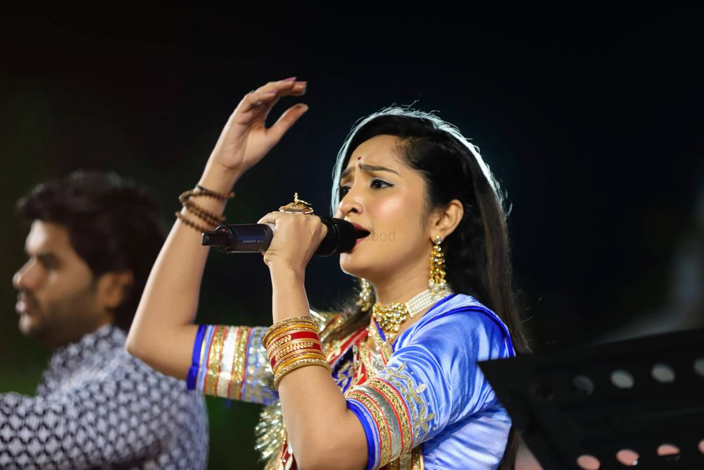 Photo By Santvani Trivedi Singer / Music Band - Wedding Entertainment 
