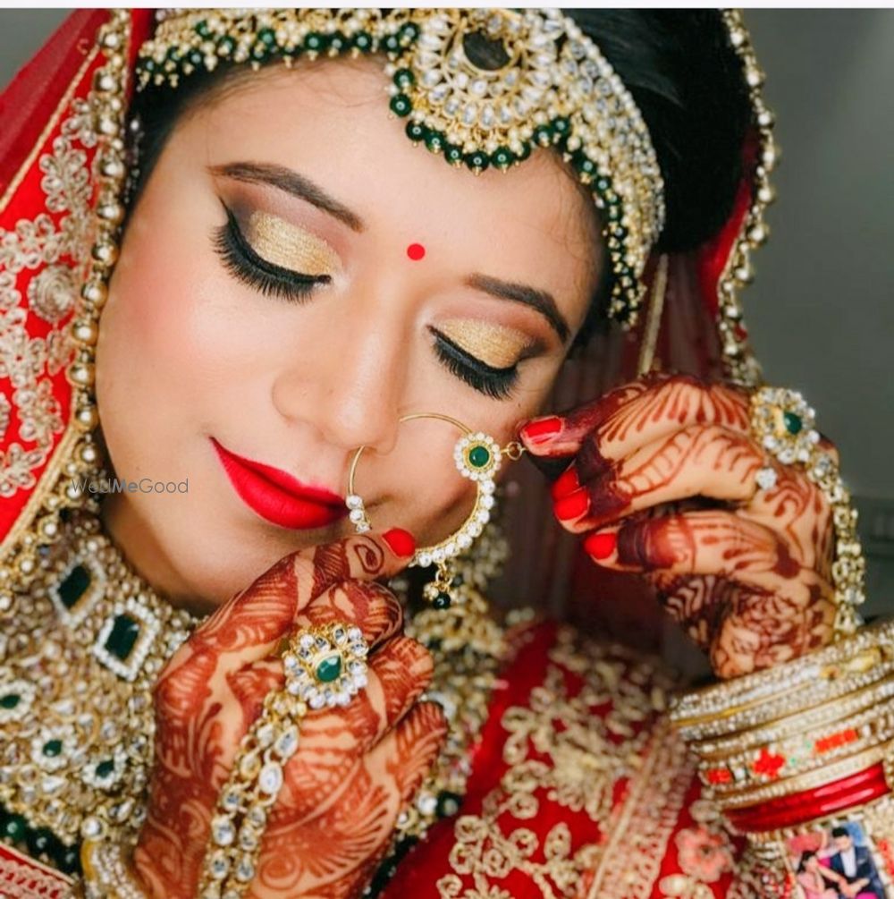 Photo By Dhaani Makeovers - Bridal Makeup