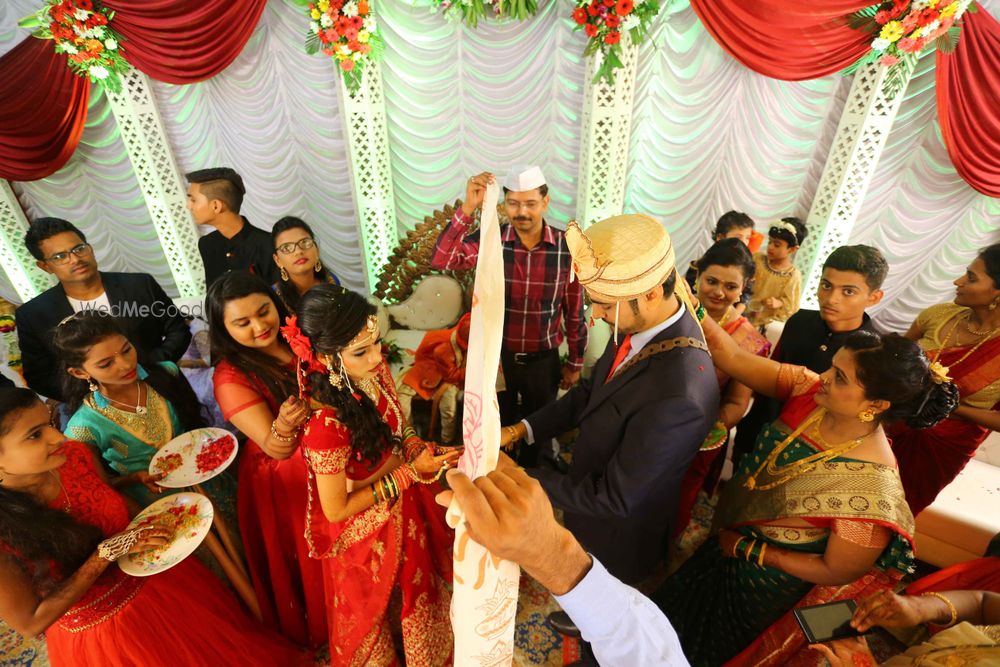 Photo By Zoomin Moments Photography - Photographers