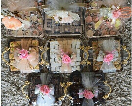 Photo By Vanilla- The Cake Boutique - Favors