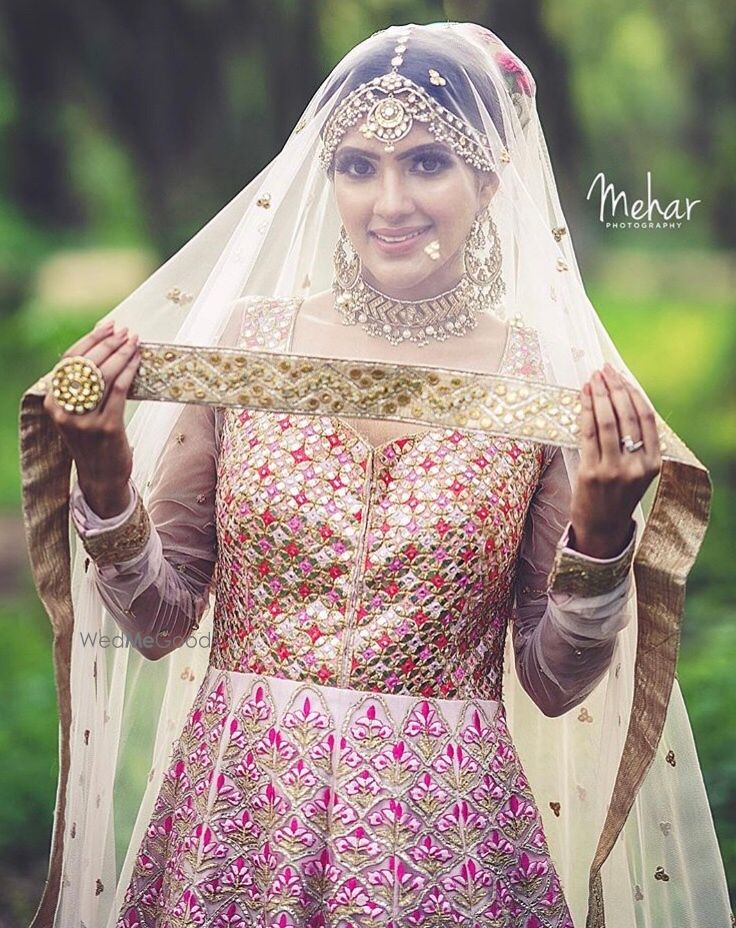 Photo of Pretty bridal portrait  for wedding day