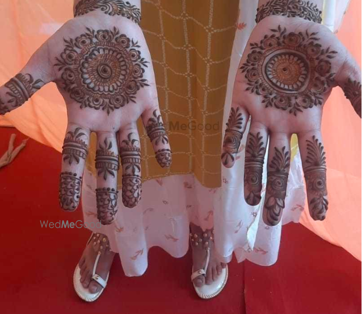 Anmol Mehndi Art