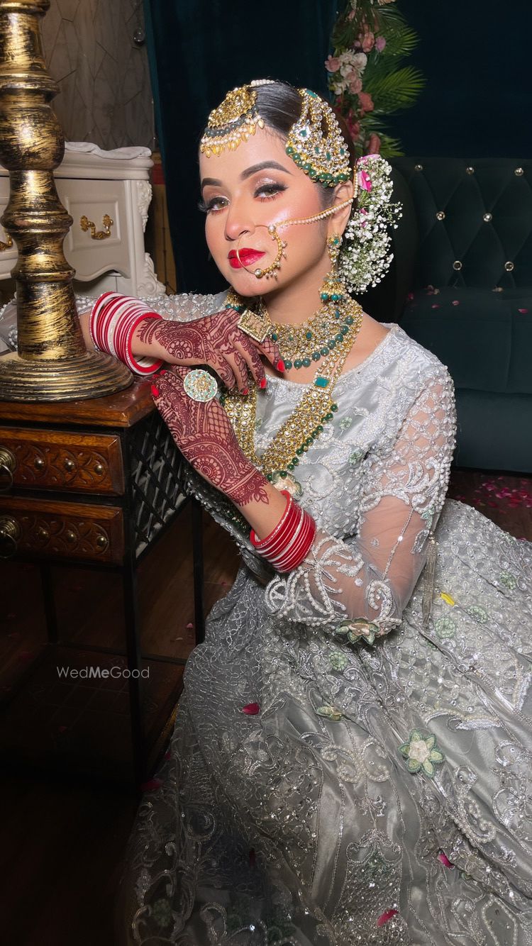 Photo By Prerna Singh Makeovers - Bridal Makeup