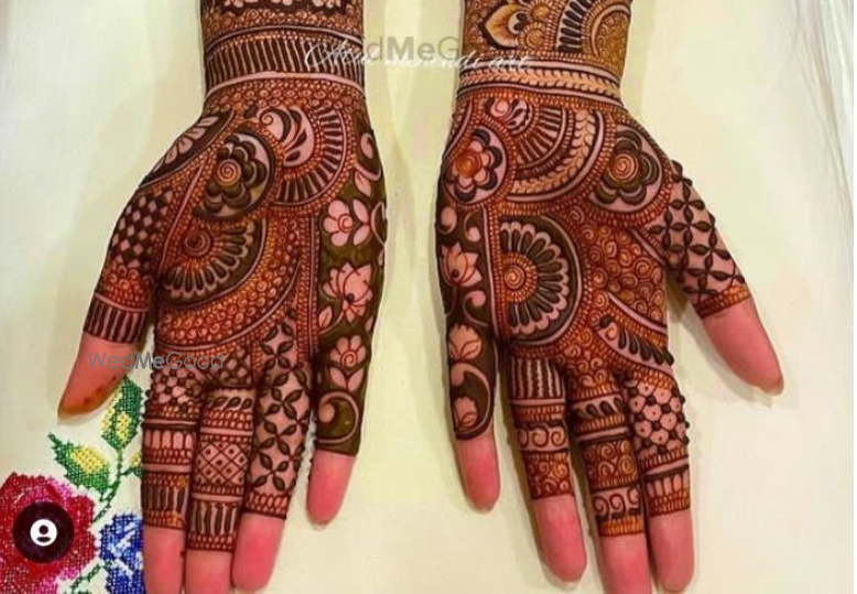 Pavan Mehndi Art