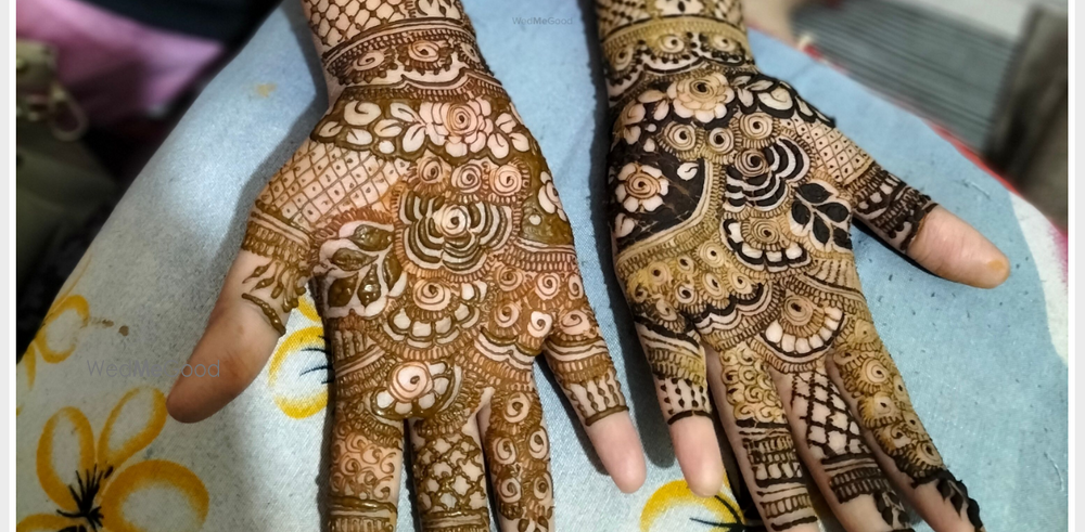 Mehandi by Tasmia