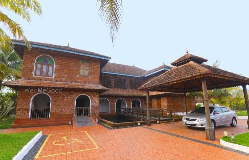 Kumarakom Heritage Resort