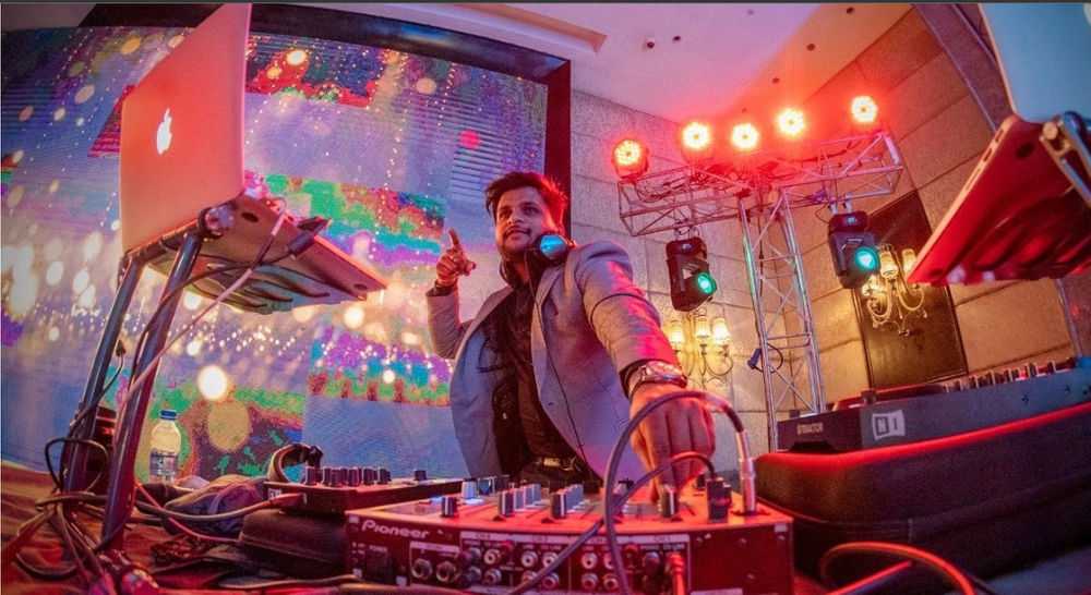 DJ Monu Raj