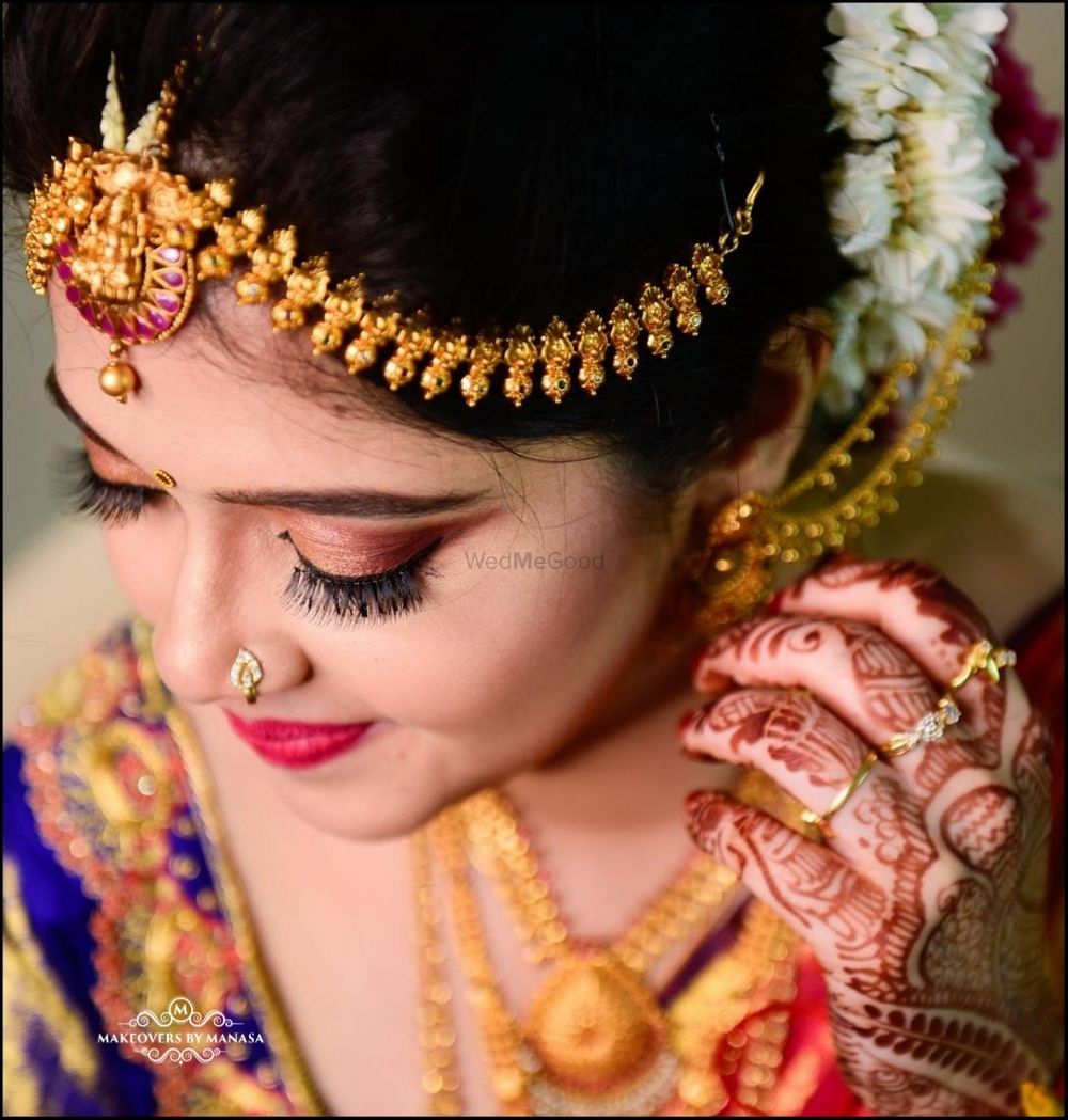 Photo By Makeovers by Manasa - Bridal Makeup