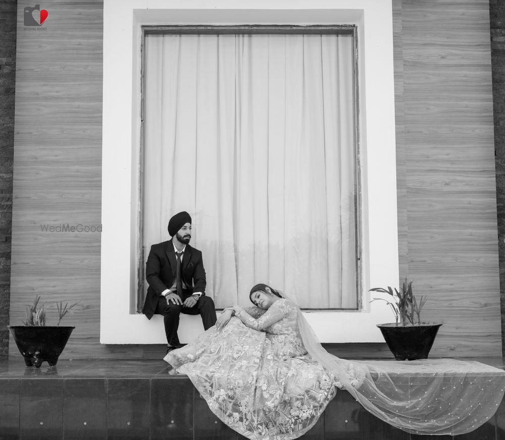 Photo By The Wedding Bucket - Photographers