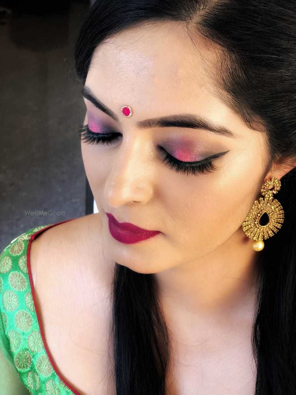 Photo By Makeovers by Anusha - Bridal Makeup