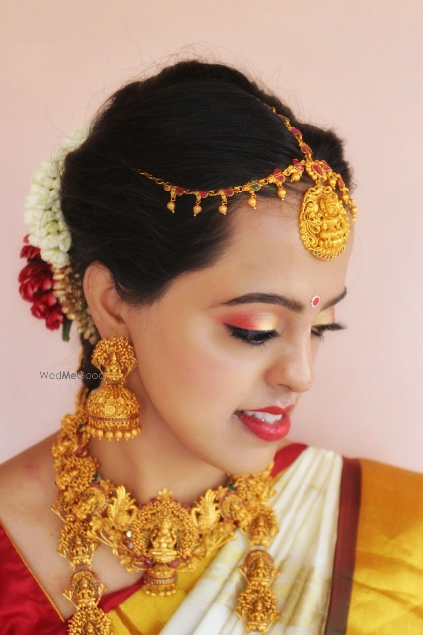 Photo By Makeovers by Anusha - Bridal Makeup