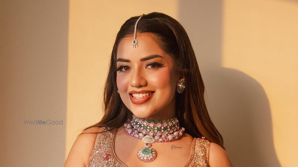 Roopali Talwar Makeup Artist