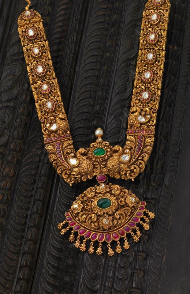 Photo of long temple jewellery necklace