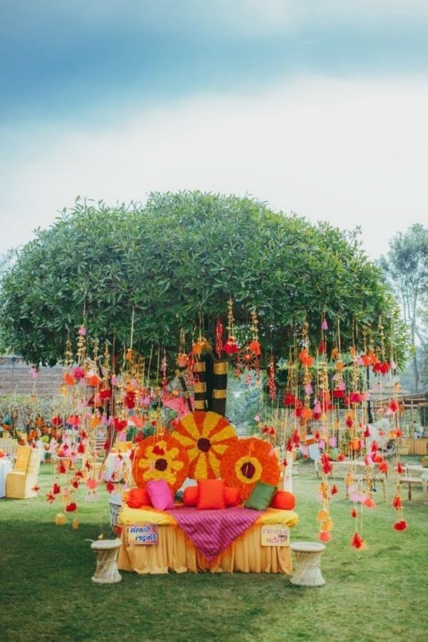 Photo of DIY Mehndi decor using a tree