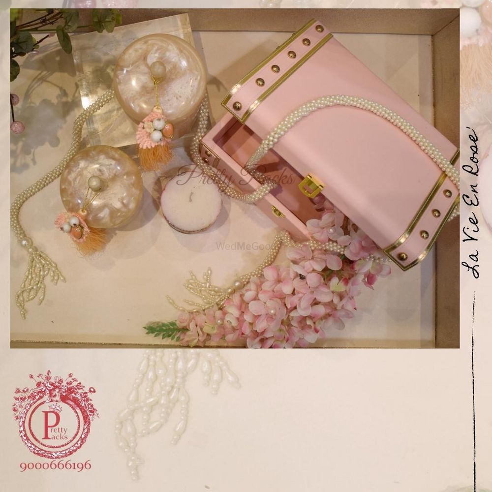 Photo By Pretty Packs - Trousseau Packers