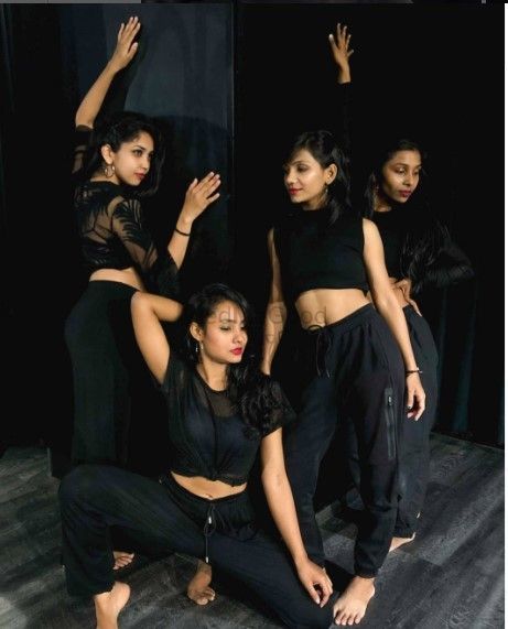 Photo By Kalakruti Dance Studio - Sangeet Choreographer
