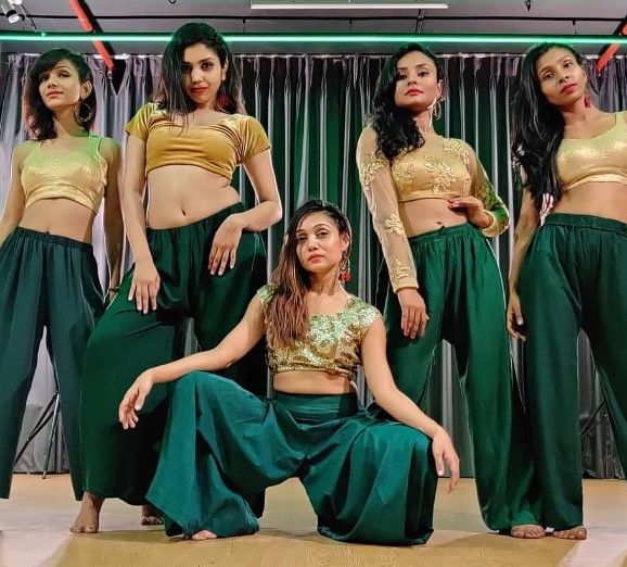 Photo By Kalakruti Dance Studio - Sangeet Choreographer