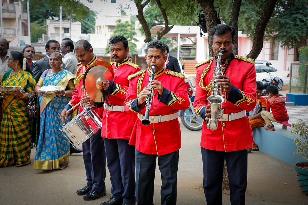 Photo By Marison Photography - Photographers