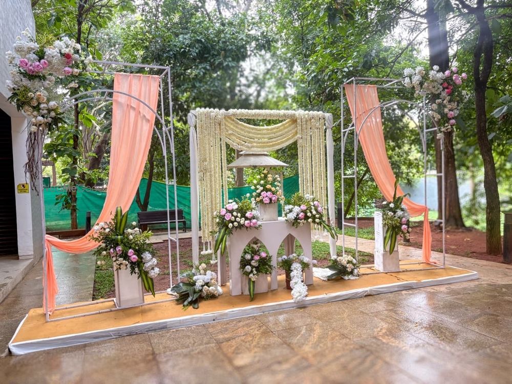 Photo By The Glitttering Arc - Decorators