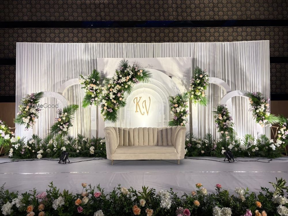 Photo By The Glitttering Arc - Decorators