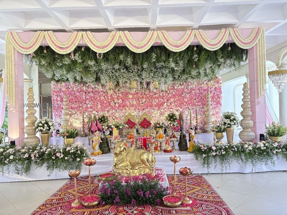 Photo By The Glitttering Arc - Decorators