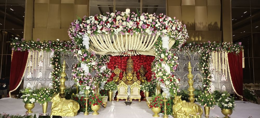 Photo By The Glitttering Arc - Decorators