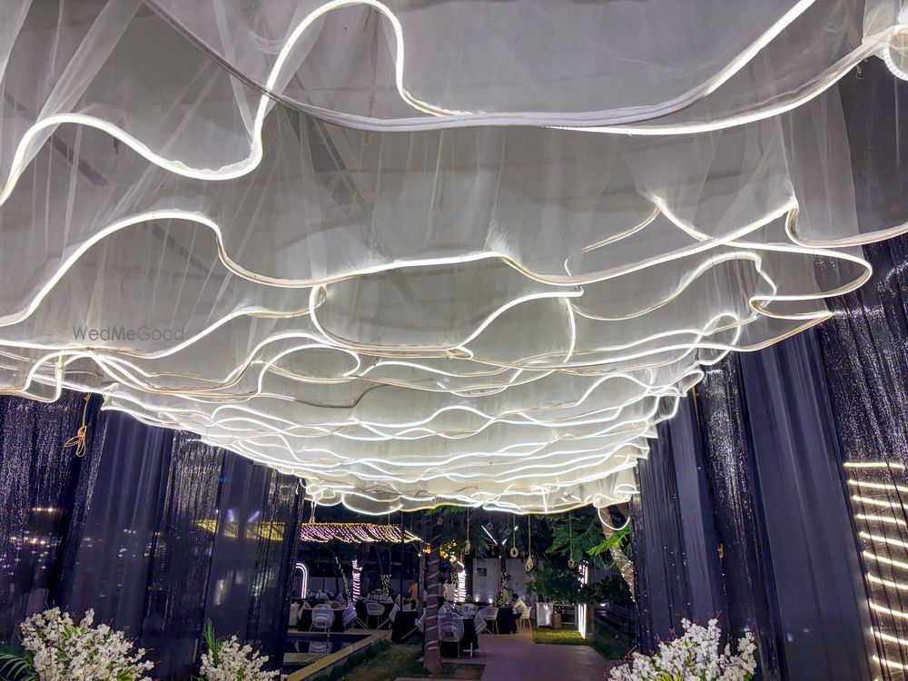 Photo By The Glitttering Arc - Decorators