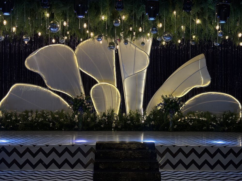 Photo By The Glitttering Arc - Decorators