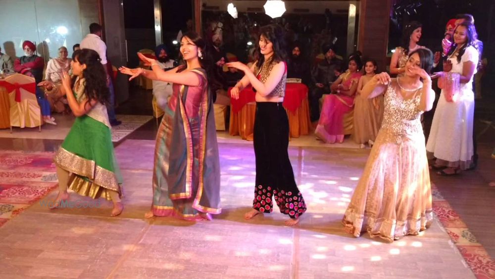 Photo By Wedding Choreography by Deepak - Sangeet Choreographer