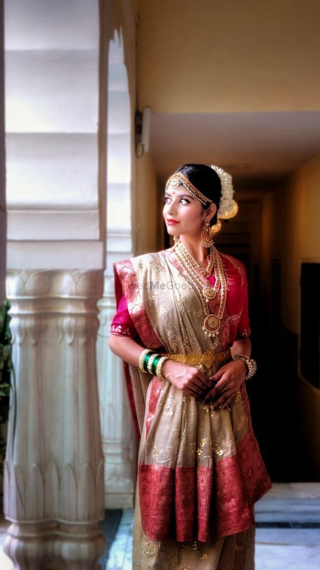 Photo By Muskaan K. Kumbhat - Bridal Makeup