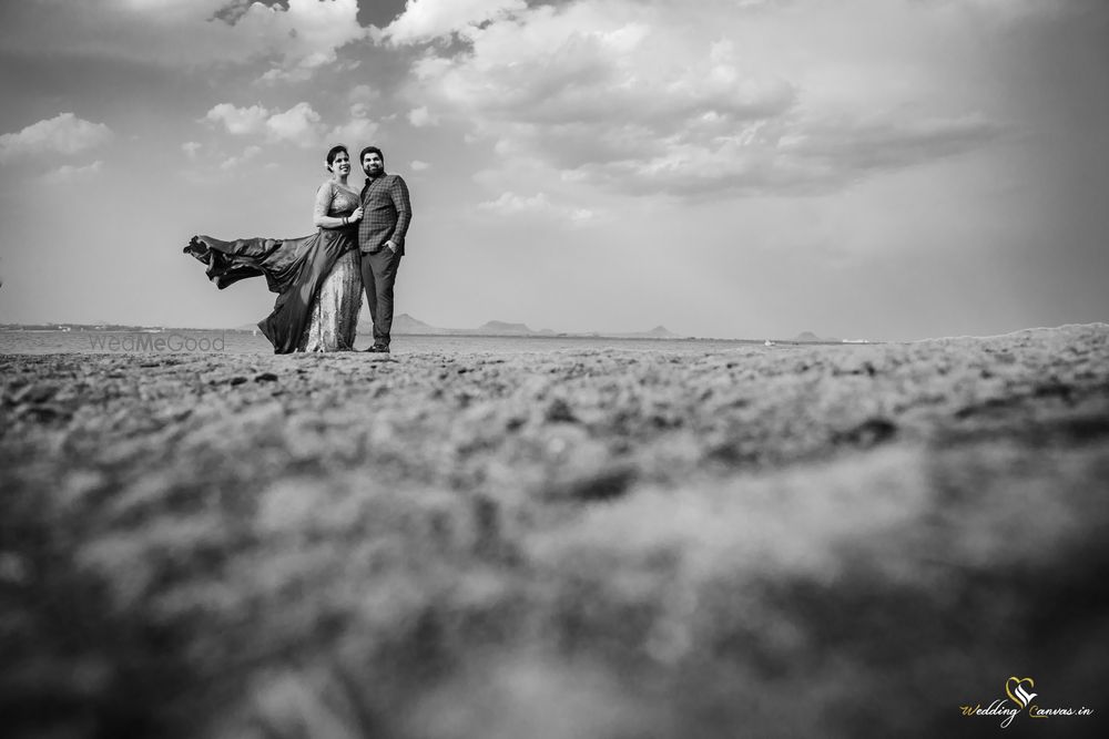 Photo By Weddingcanvas.in - Photographers