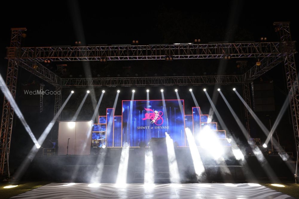 Photo By Mintage events - Decorators