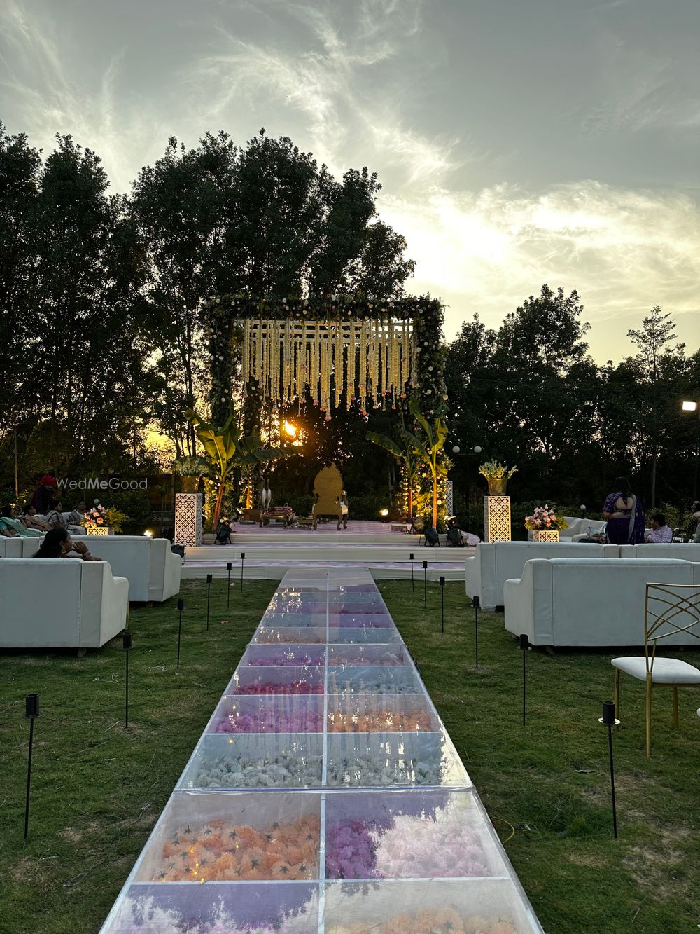Photo By Mintage events - Decorators