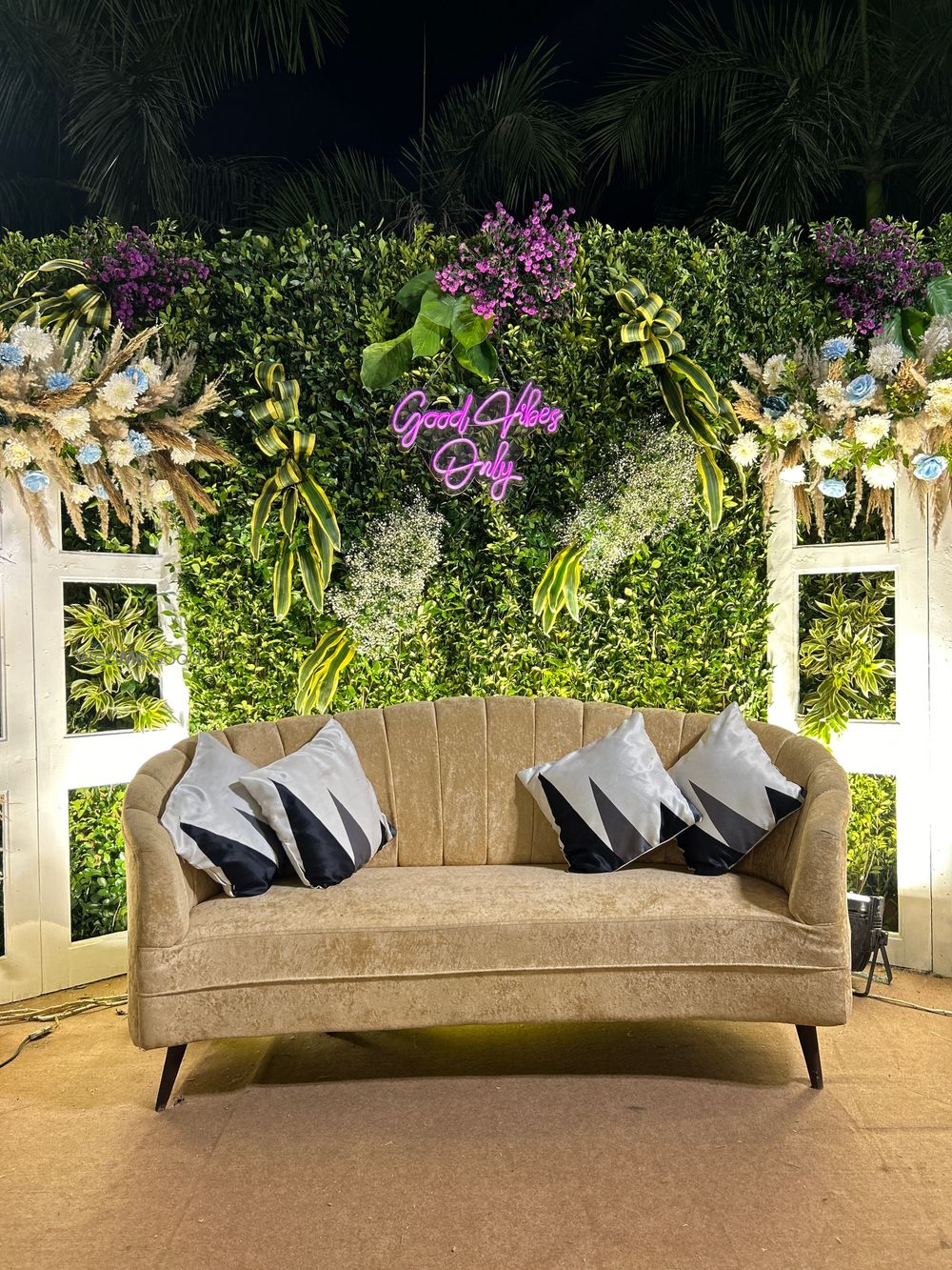 Photo By Mintage events - Decorators