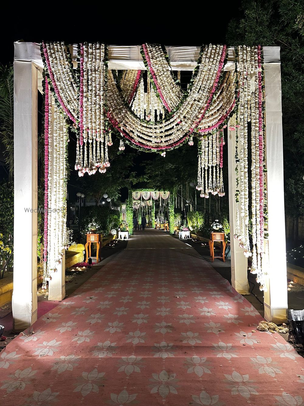 Photo By Mintage events - Decorators