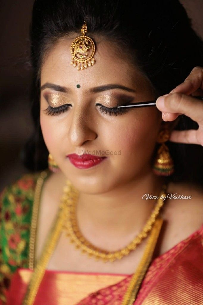 Photo By Glitz by Vaibhavi - Bridal Makeup