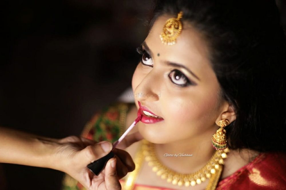 Photo By Glitz by Vaibhavi - Bridal Makeup