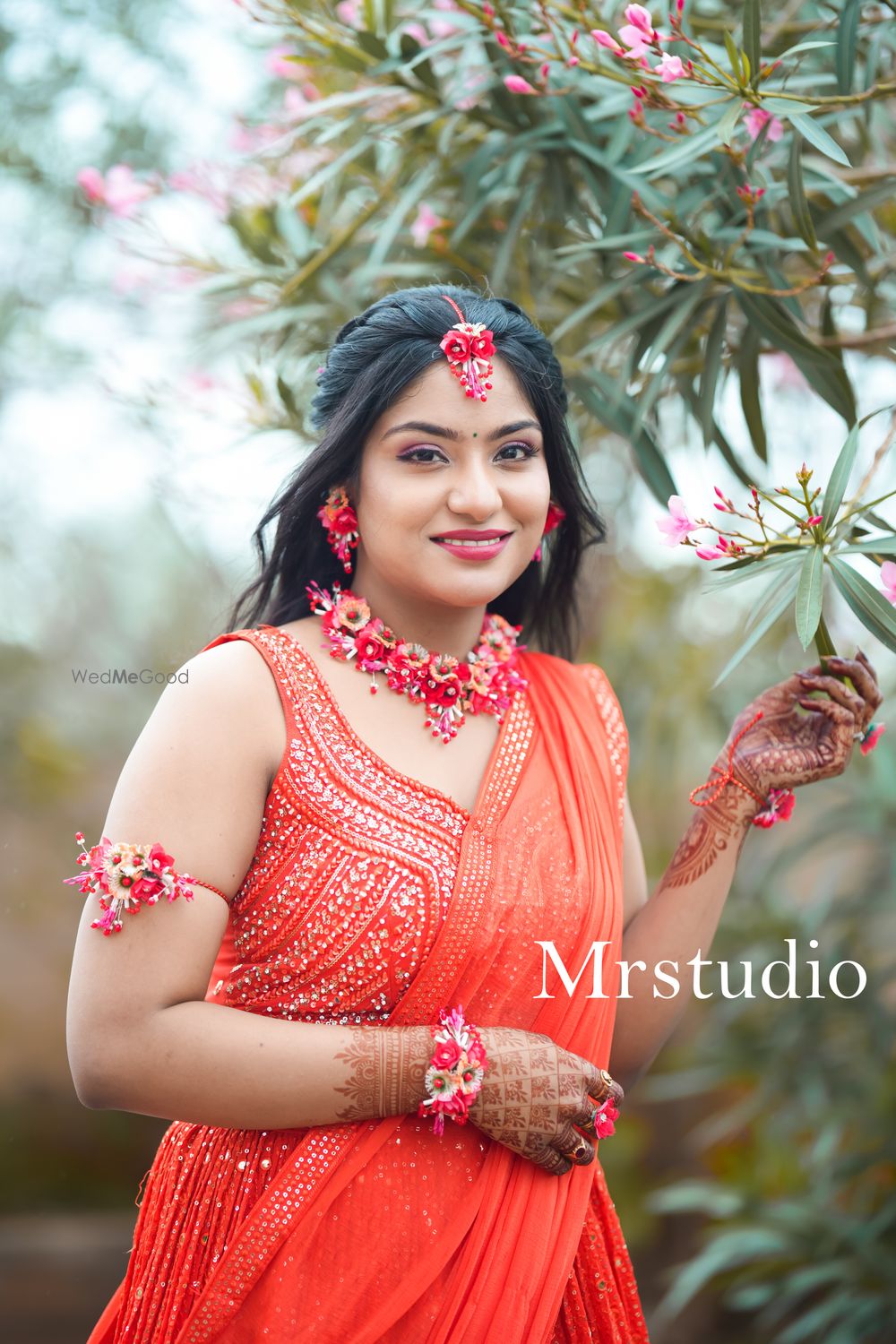 Photo By MR Studio - Photographers