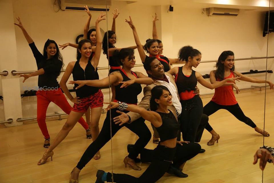 Photo By Hot Shoe Dance Company - Sangeet Choreographer