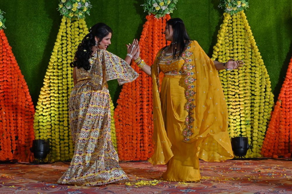 Photo By Taps and Twirls - Sangeet Choreographer