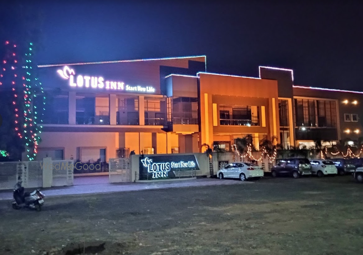 Lotus Inn Amravati Wedding Venue Cost
