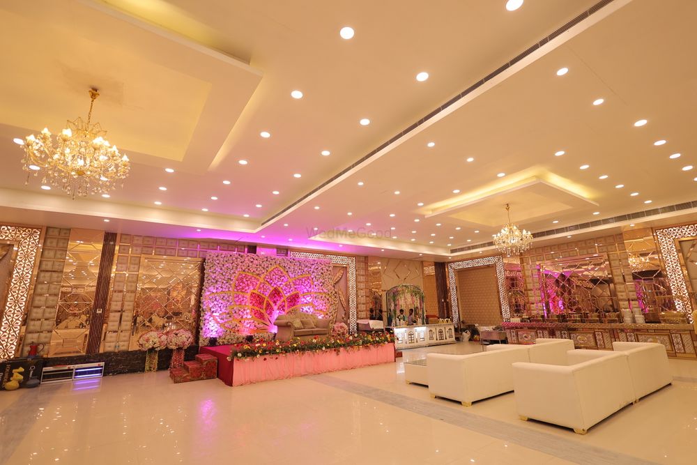 Photo By The White Palace Banquet By Khanak - Venues