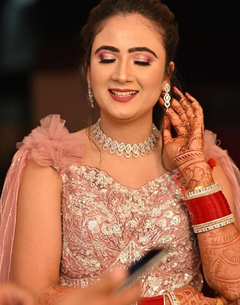 Photo By Dimple Singh Makeovers - Bridal Makeup